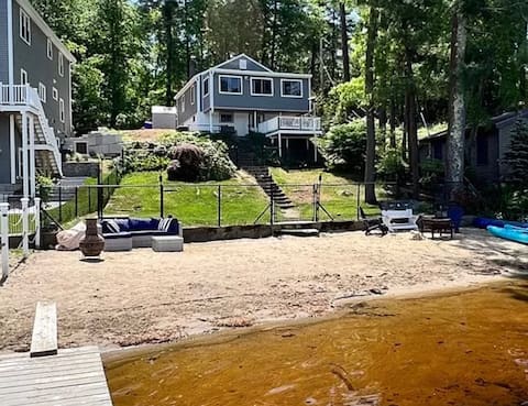 Lakefront Cottage w/Private Beach