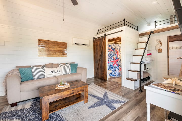 The Bokeelia Cottage - Pine Island, FL