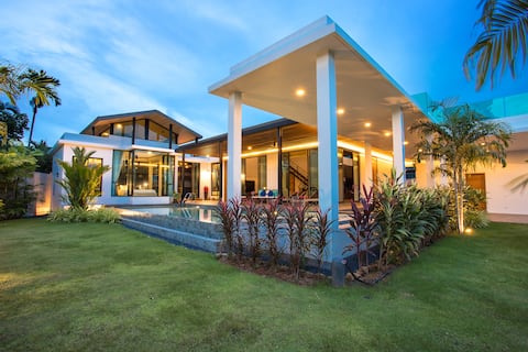 Riviera Villa, Luxury 5 Beds, Baan Bua Nai Harn