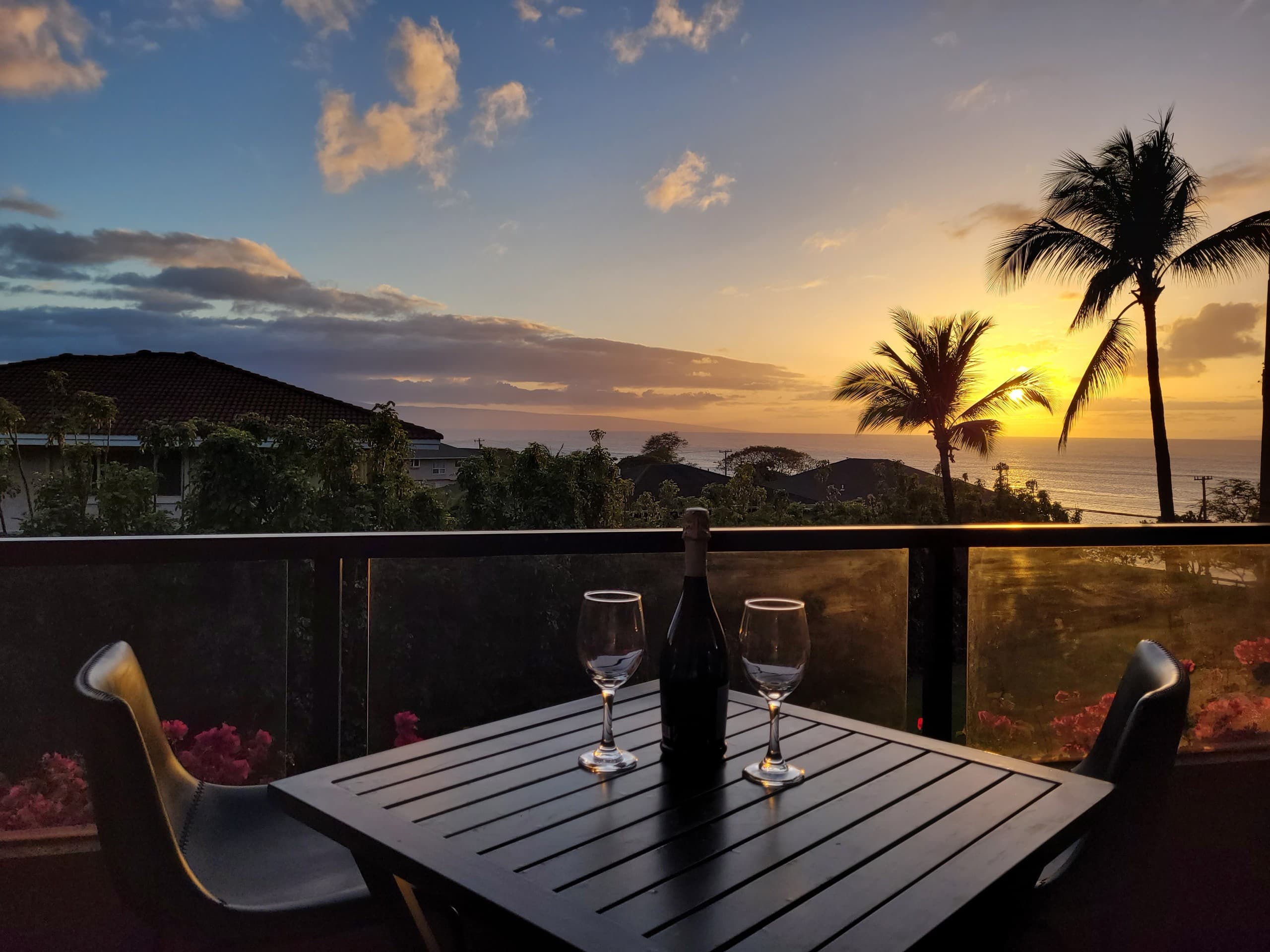 Condo in Lahaina · ★4.92 · 2 bedrooms · 3 beds · 2 baths - Image 21