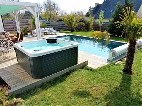 4* pool villa and spa 10min from the beaches