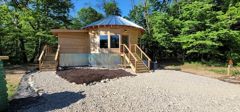 Luxury Cabin at The Queen & I Homestead