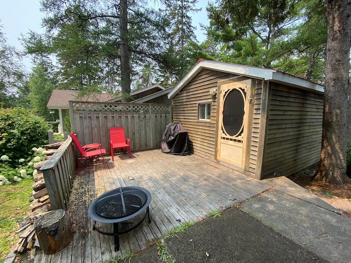 Belliveau Beach Bunkie House Guesthouses for Rent in PointeduChêne