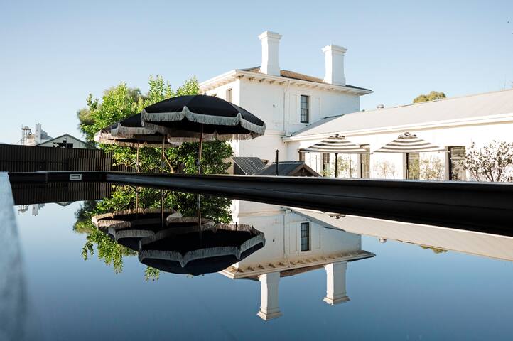 The Station – luxury group accommodation gallery image 4