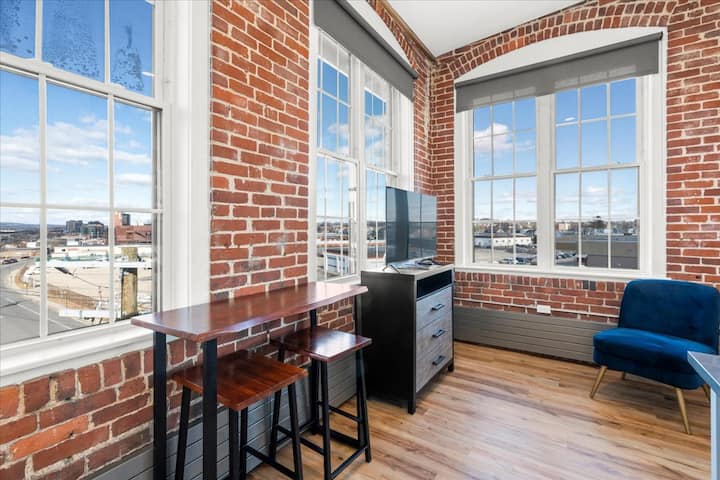 BRICK HILL TOWNHOUSES - 2 Townhouse Dr, South Portland, Maine - Apartments  - Phone Number - Yelp