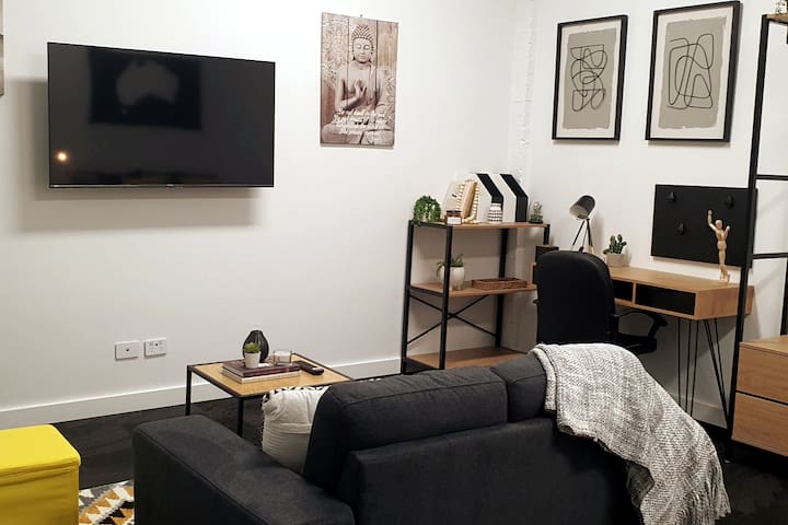 Whole Deluxe Studio Complex – Not Shared