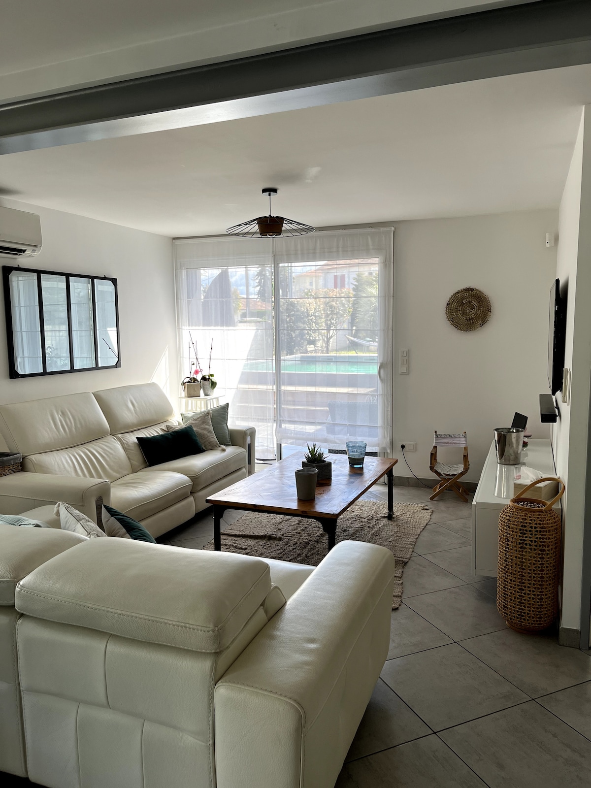 Top Airbnb: Magnificent villa "la maestranza" à Saint Paul Lès Dax