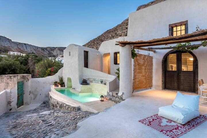 Canava Villas “Combo” – Private Pool – Santorini gallery image 2
