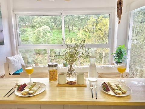 COTTAGE: A Window to the Mountain - Aracena