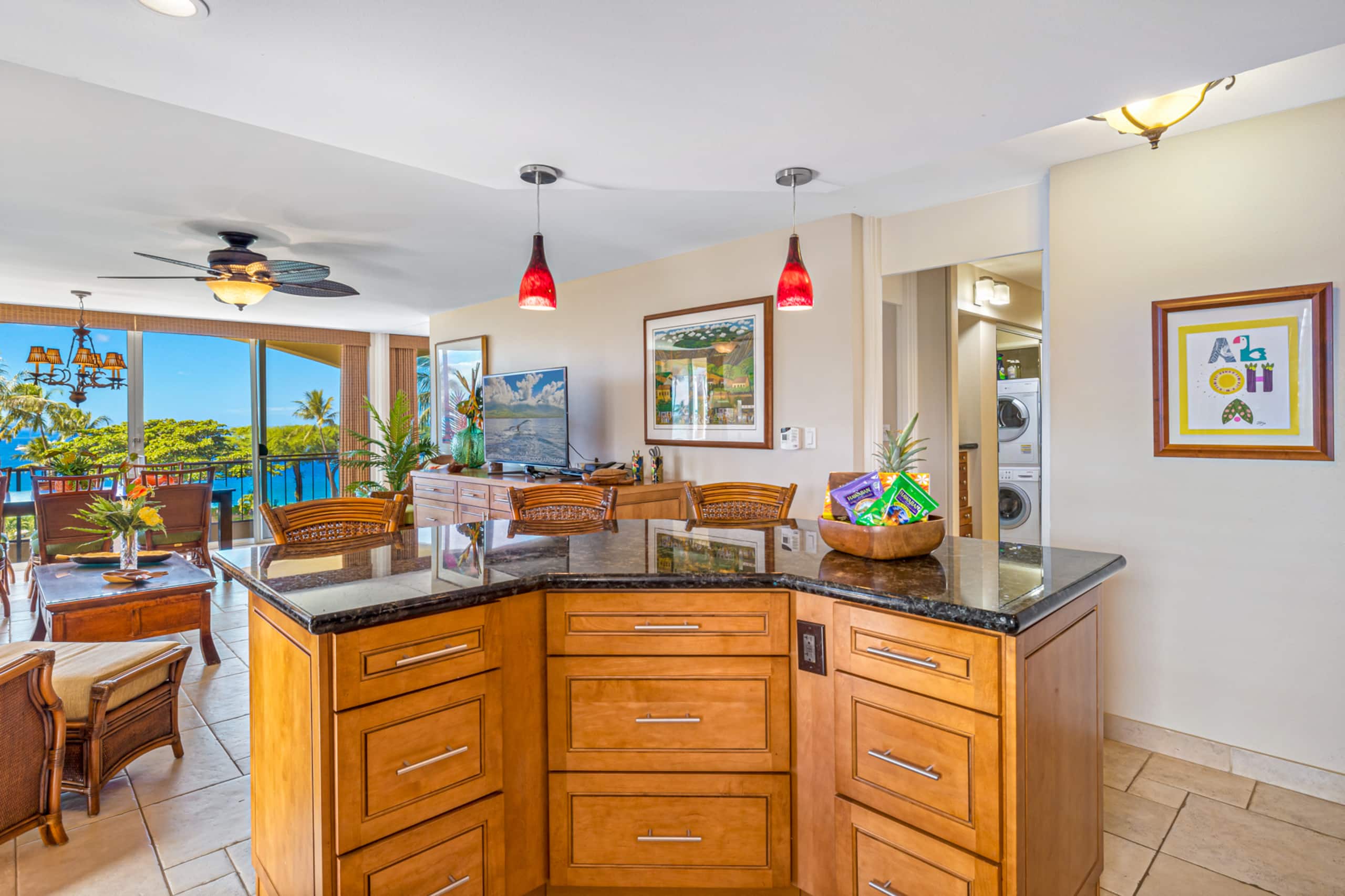 Stunning Top-Floor Oceanfront View Suite! - Image 26