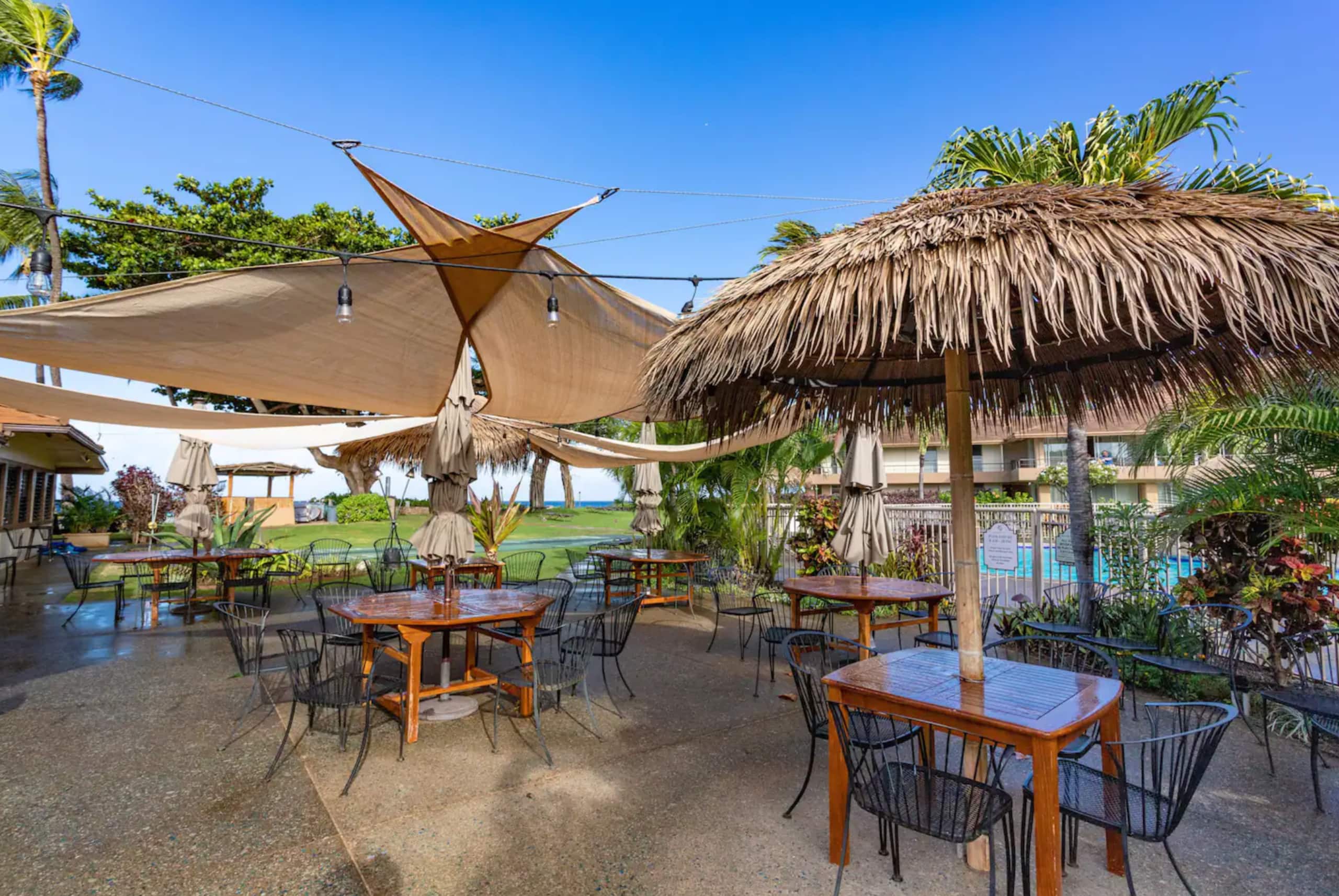 Stunning Top-Floor Oceanfront View Suite! - Image 40