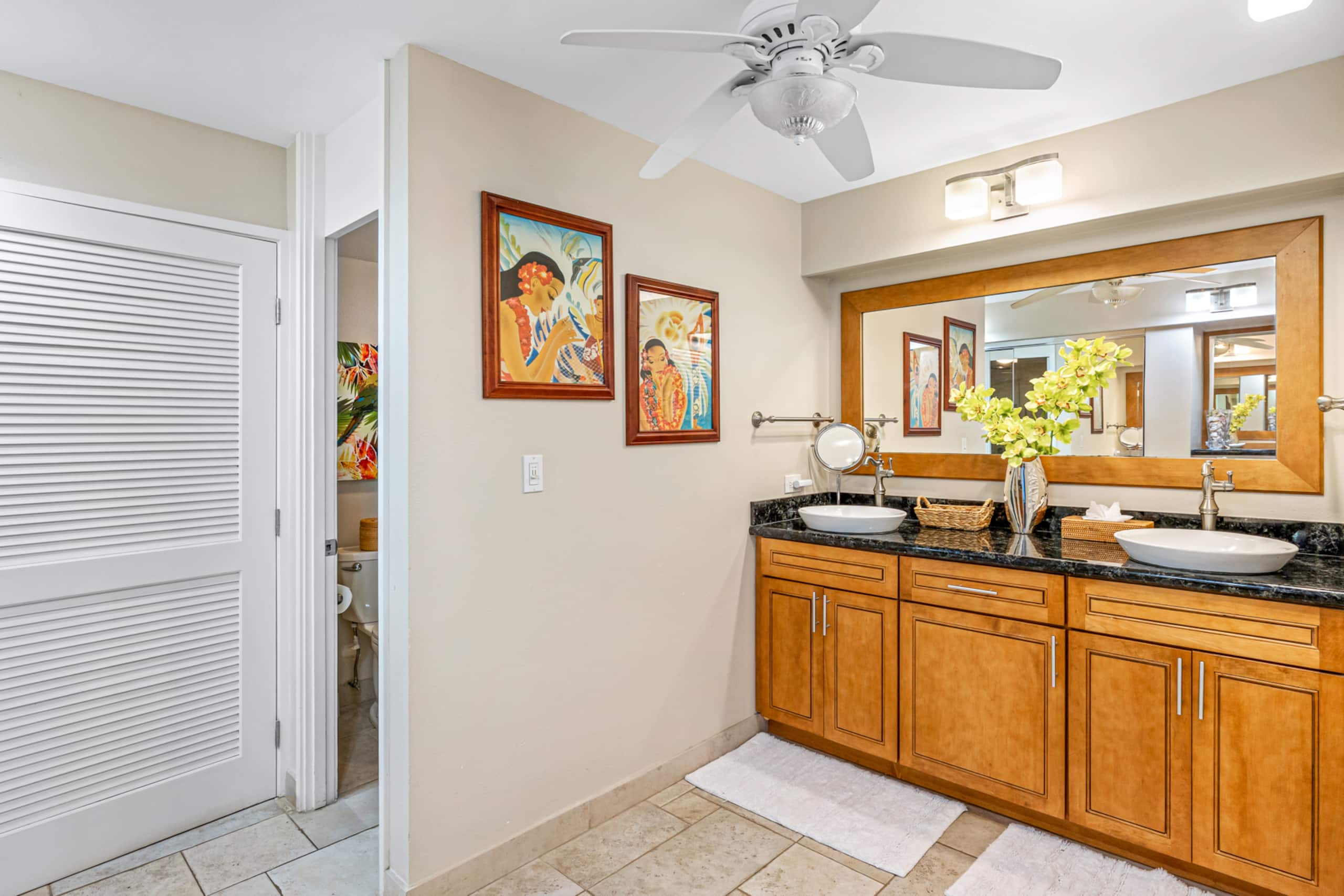 Stunning Top-Floor Oceanfront View Suite! - Image 14