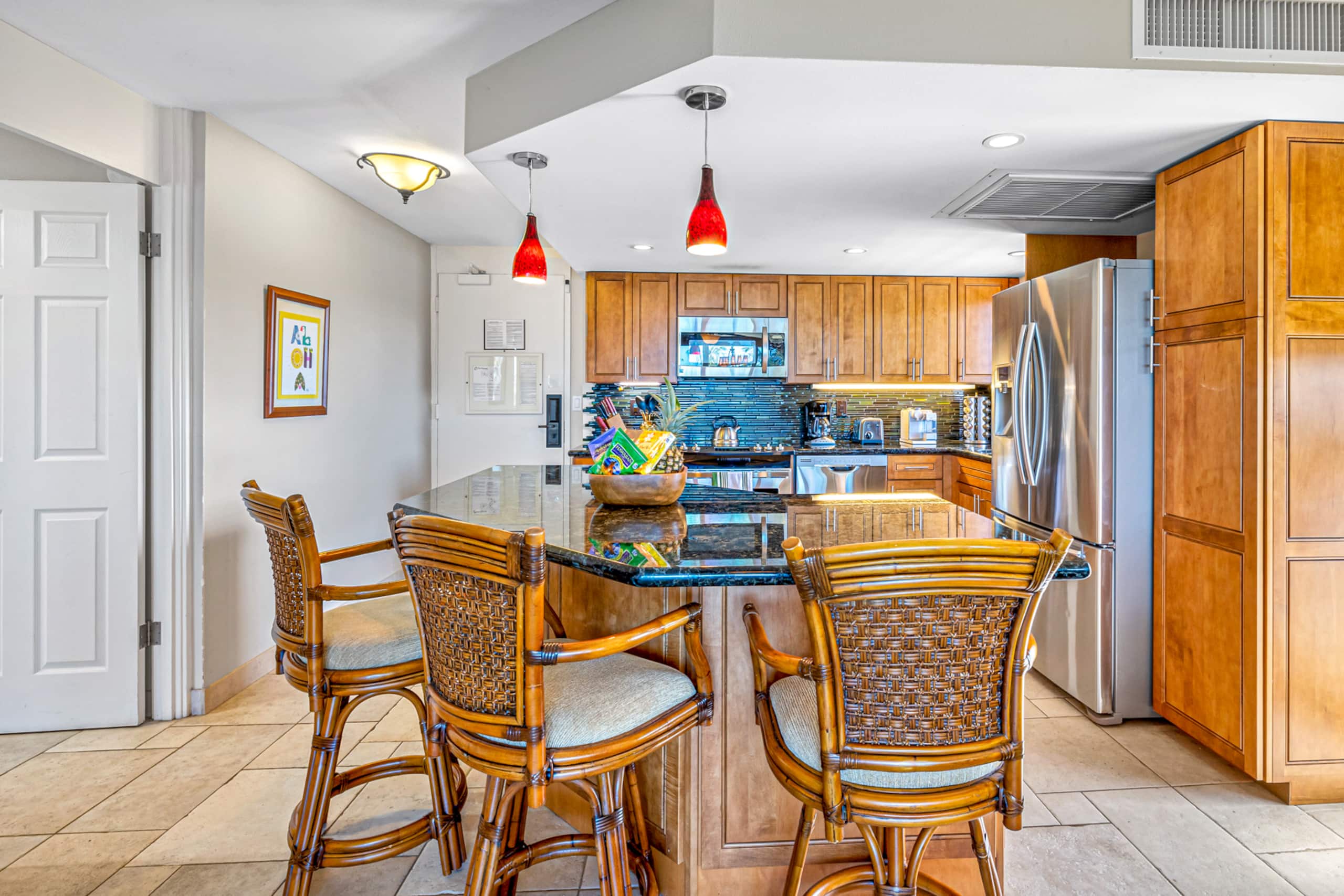 Stunning Top-Floor Oceanfront View Suite! - Image 24
