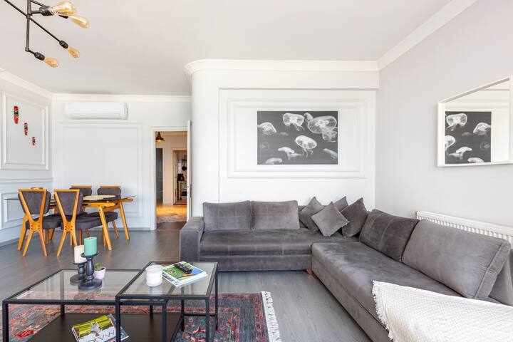 EXCLUSIVE SEA VIEW (BOSPHORUS) HOME AT BEYOGLU gallery image 5