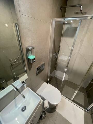 CC Downtown Palace – I gallery image 5