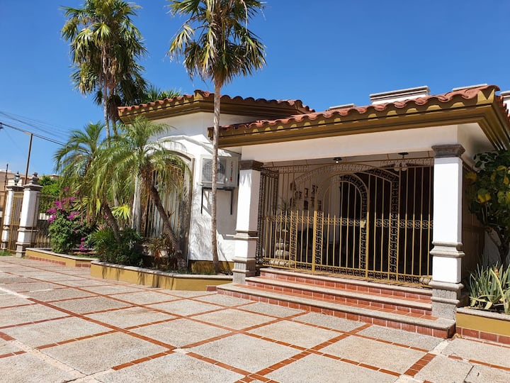 Eleganza Obregon Residence