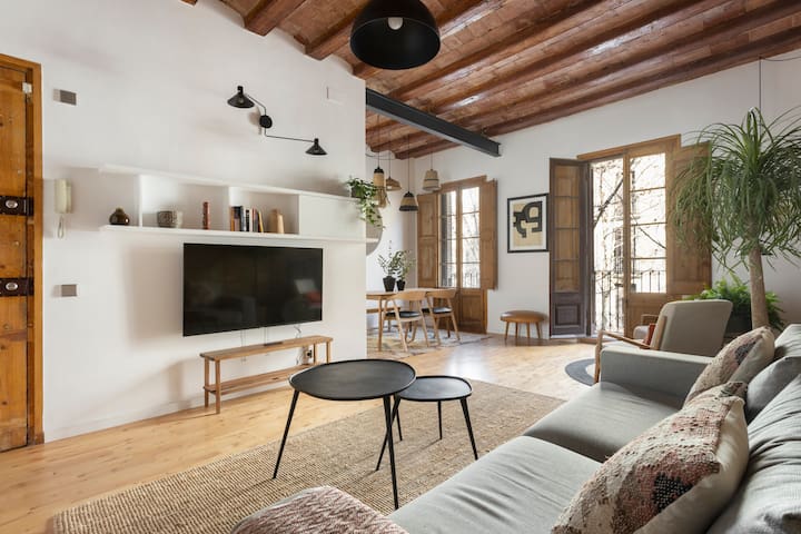 New Cozy design apartment Enric Granados center