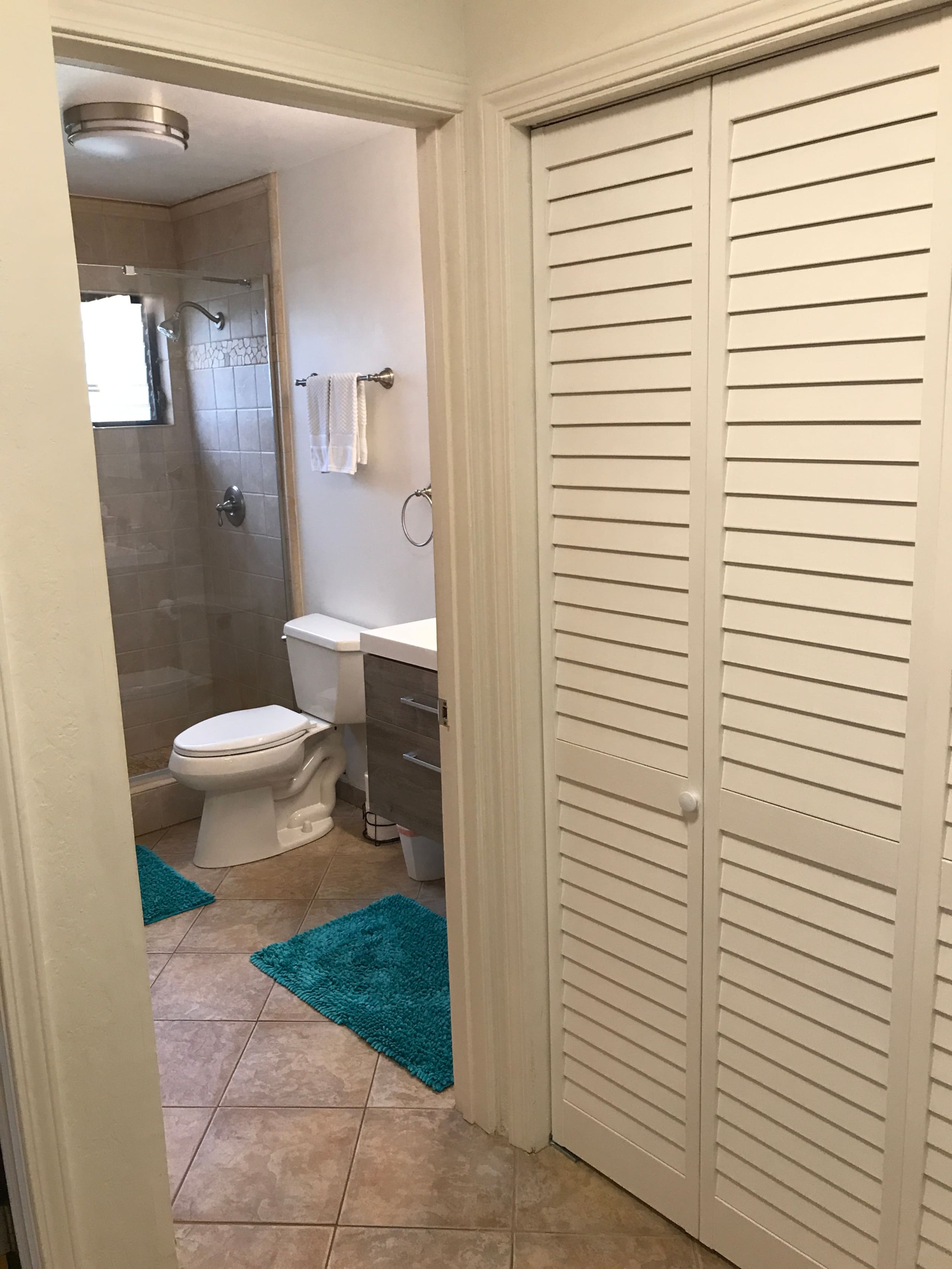 Condo in Kihei · ★4.97 · 1 bedroom · 2 beds · 1 shared bath - Image 31
