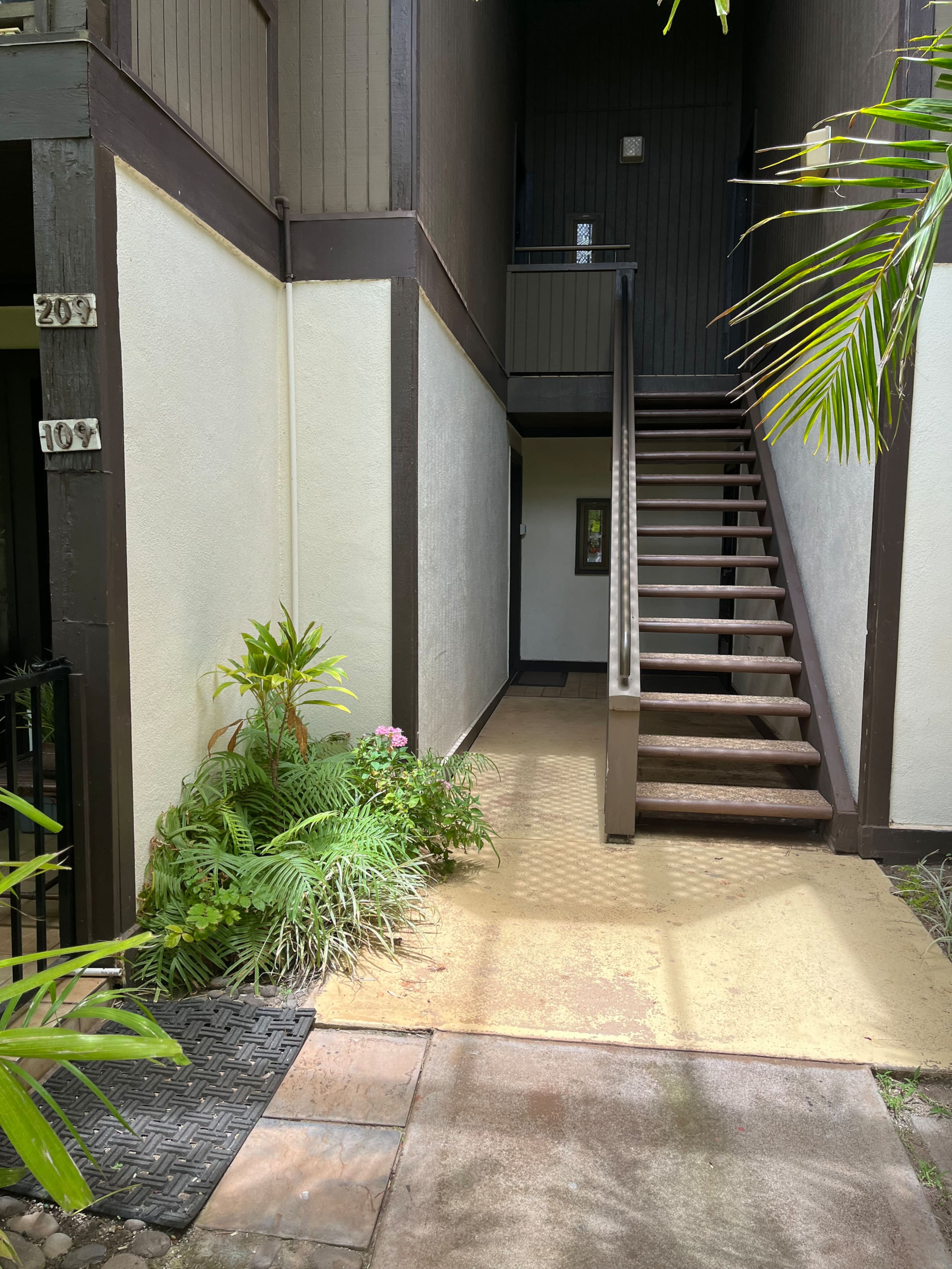 Condo in Kihei · ★4.97 · 1 bedroom · 2 beds · 1 shared bath - Image 62