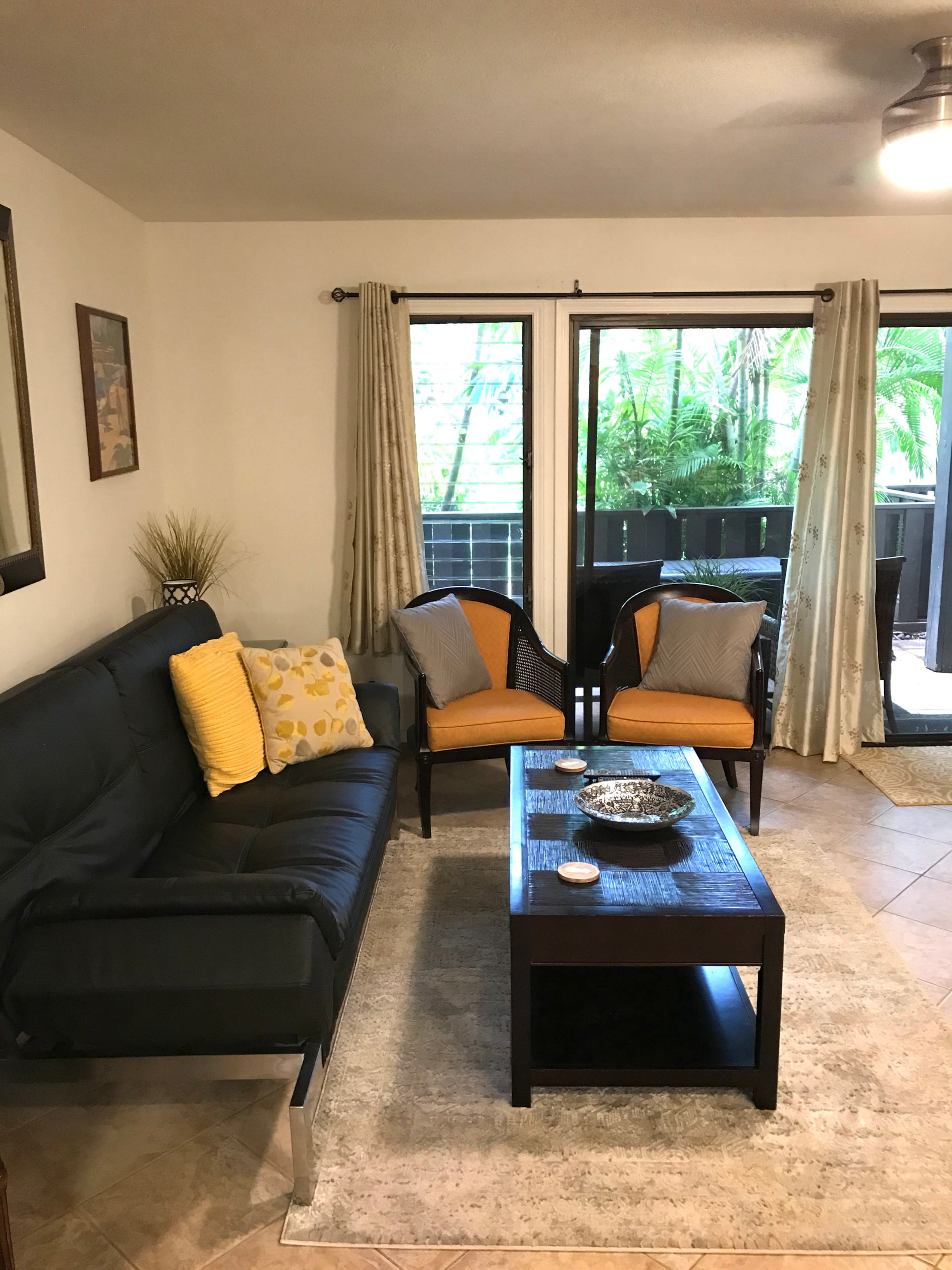 Condo in Kihei · ★4.97 · 1 bedroom · 2 beds · 1 shared bath - Image 7