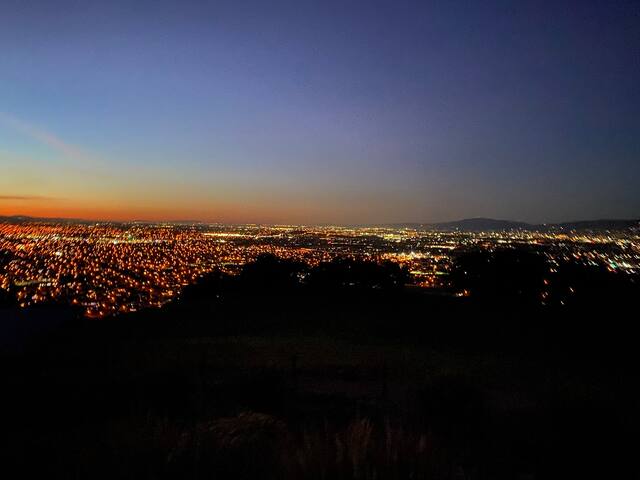 Amazing views, resort like – 6 bedrooms, 7.5 baths gallery image 2