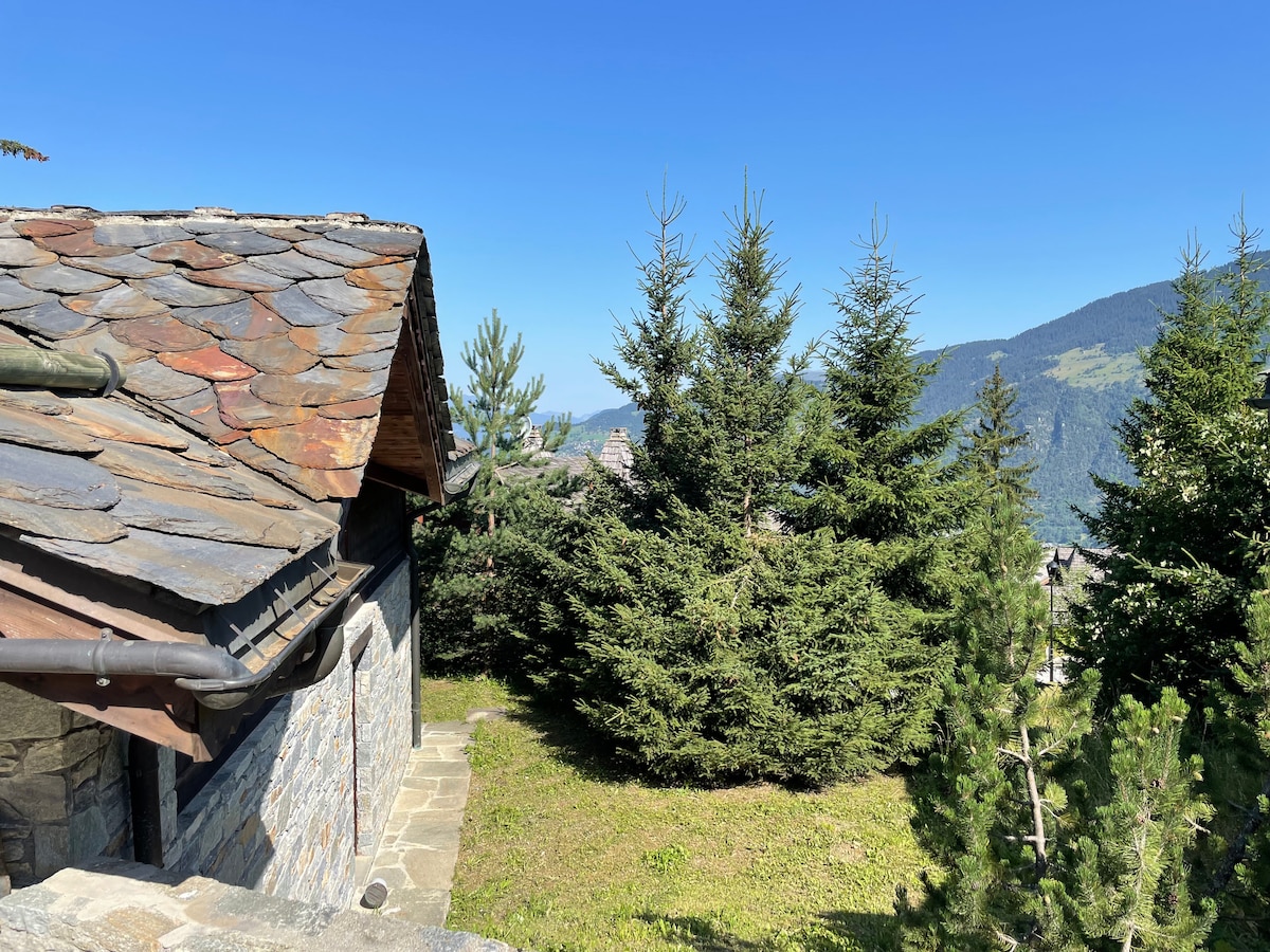 Maison Genêt — view 3