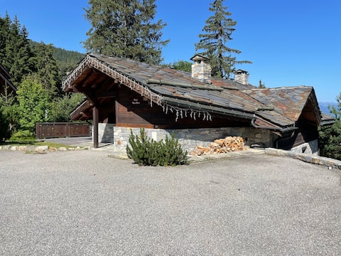 Top performing Airbnb: Chalet Vallon Blanc 10 people Courchevel in Courchevel