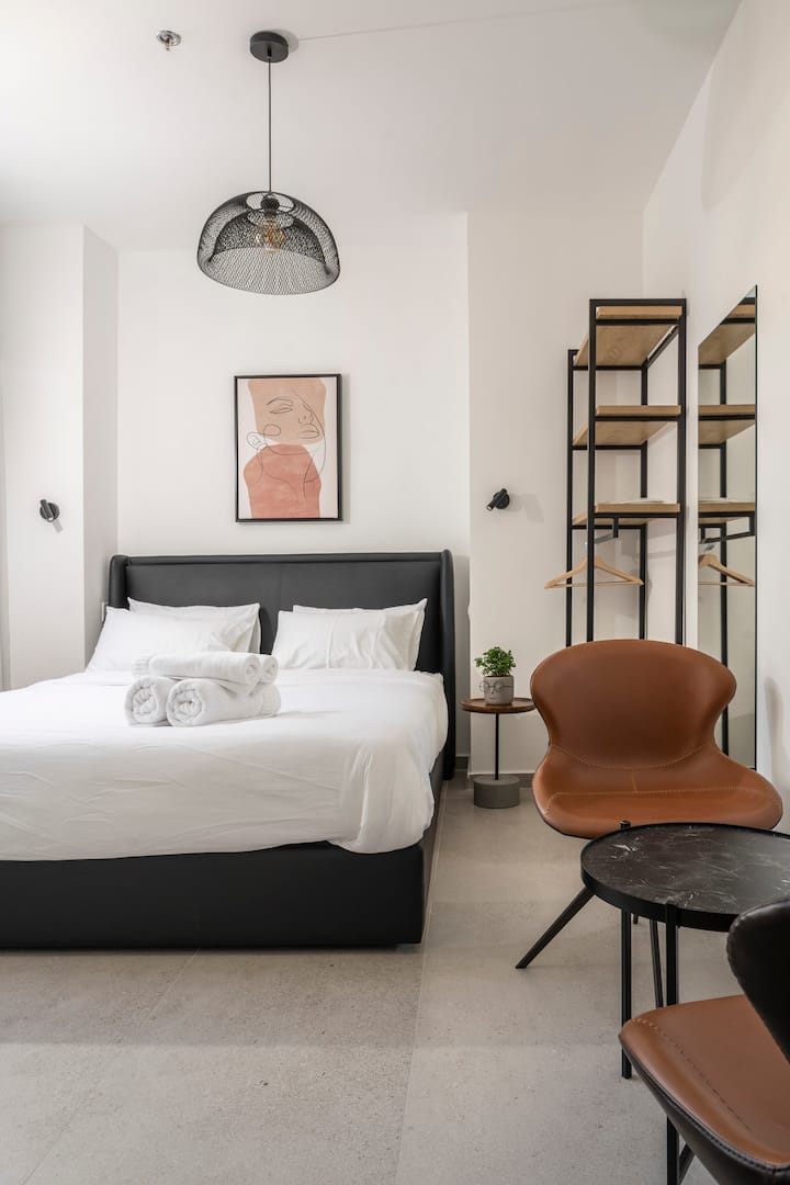 Საცხოვრებელი კარგად არის გაფორმებული. Ჩვენ ვიყენებთ მაღალი ხარისხის ავეჯსა და დეკორაციას!