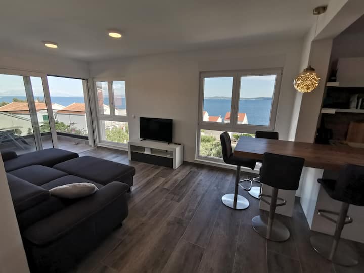 Penthouse Annika, Perfect View, 70m2 Roof Terrace - Trogir