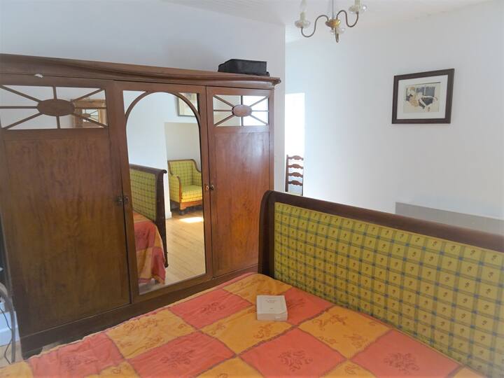 Furniture always designed by the grandfather!
Light and bright bedroom.