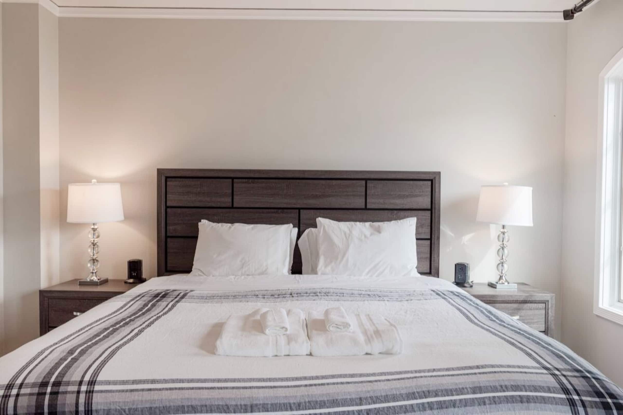 Home in San Francisco · ★4.91 · 3 bedrooms · 4 beds · 2.5 baths - Image 42
