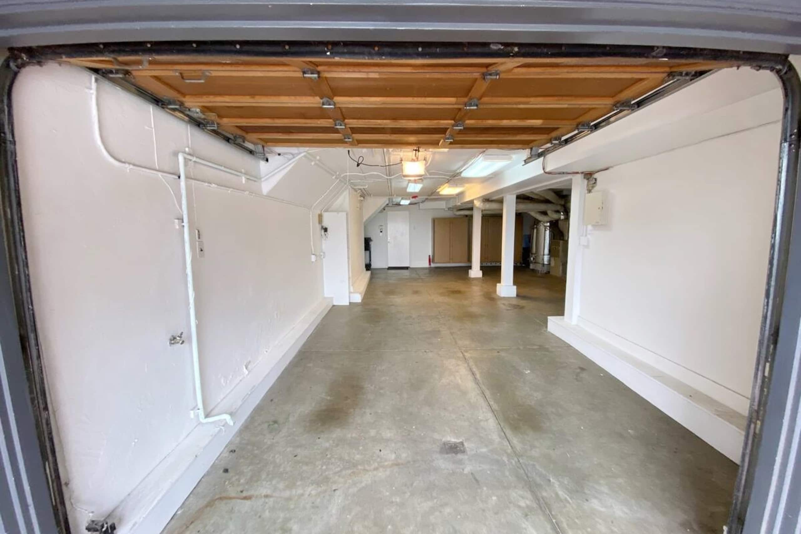 Home in San Francisco · ★4.91 · 3 bedrooms · 4 beds · 2.5 baths - Image 55
