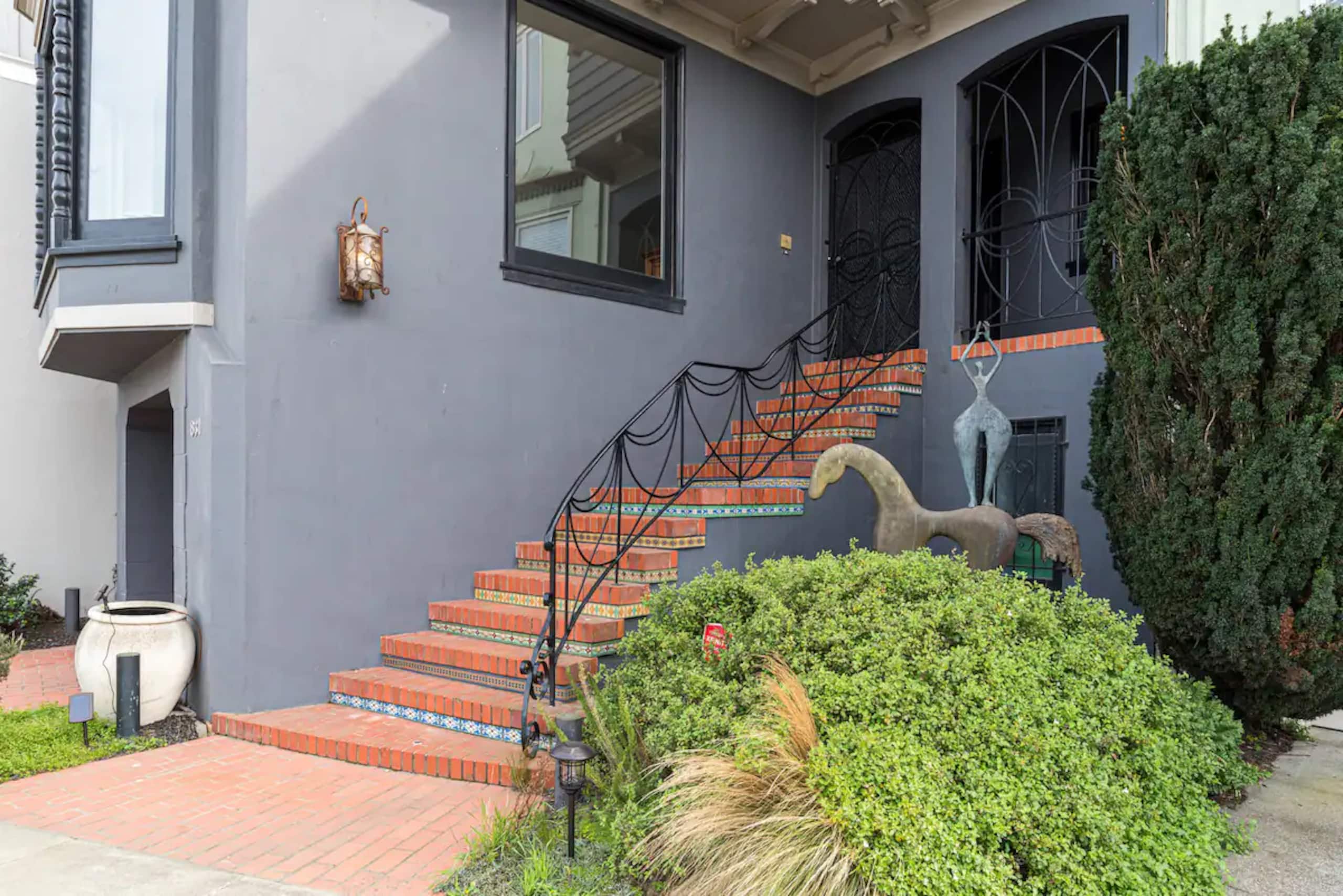 Home in San Francisco · ★4.91 · 3 bedrooms · 4 beds · 2.5 baths - Image 59