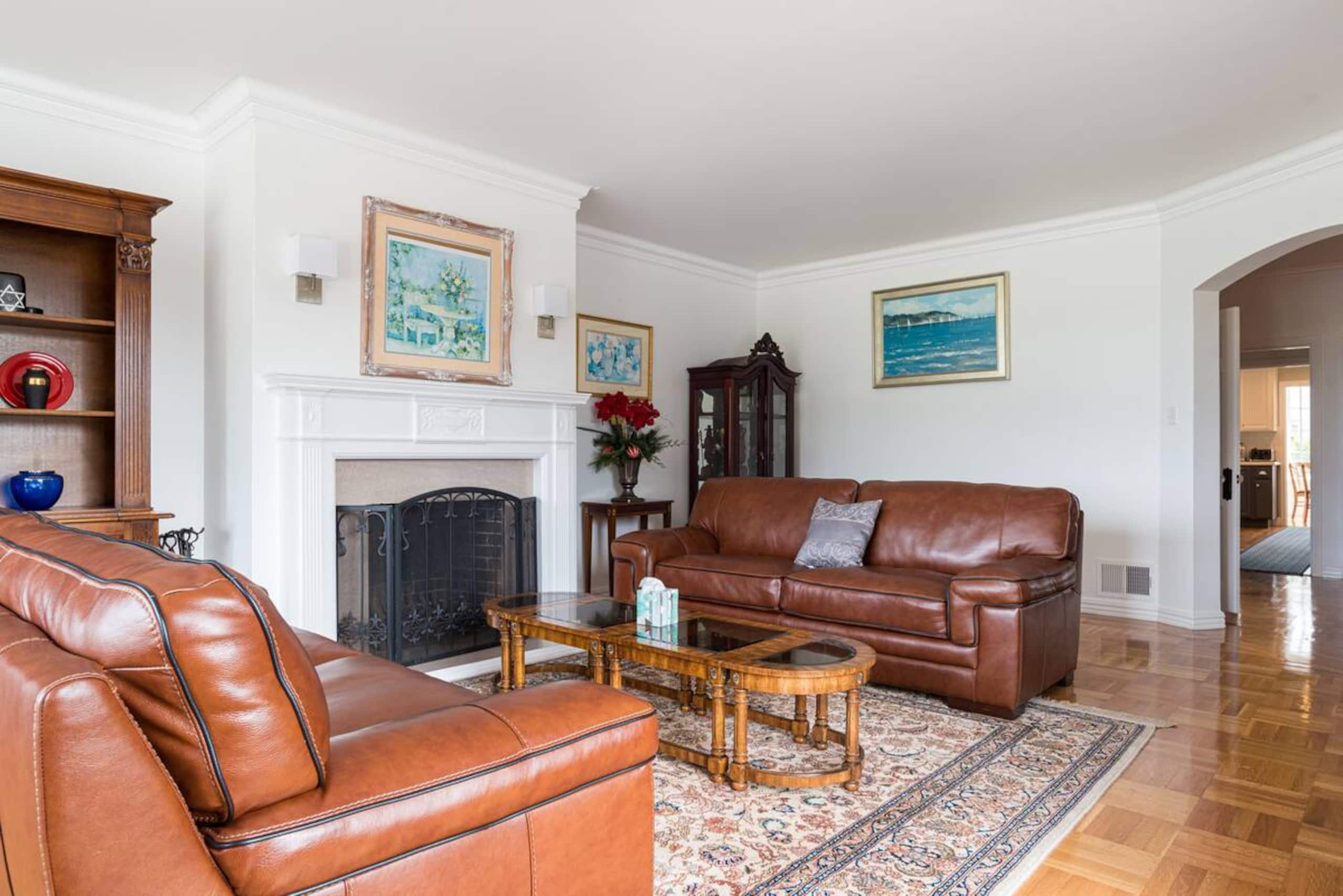 Home in San Francisco · ★4.91 · 3 bedrooms · 4 beds · 2.5 baths - Image 5