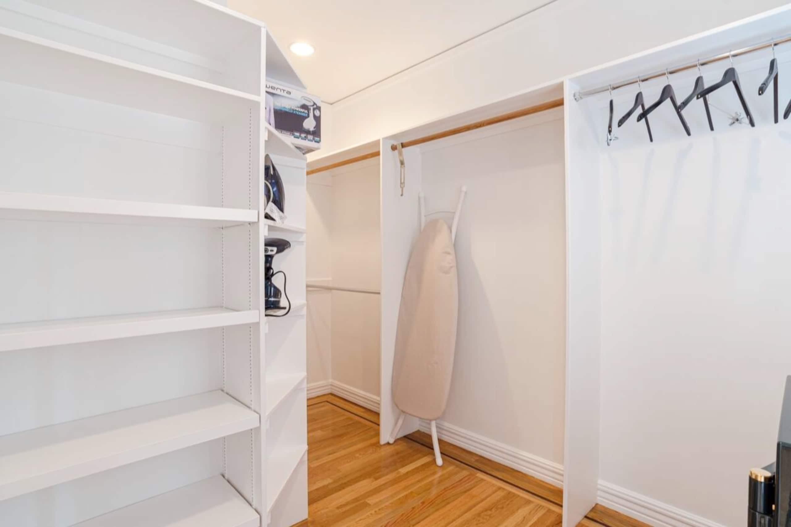 Home in San Francisco · ★4.91 · 3 bedrooms · 4 beds · 2.5 baths - Image 38