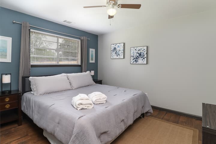 Суперголямо двойно легло на майстора. 