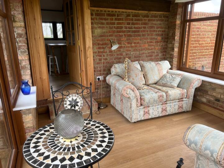 Amazing Views In Peaceful Bespoke Cottage - Maidstone