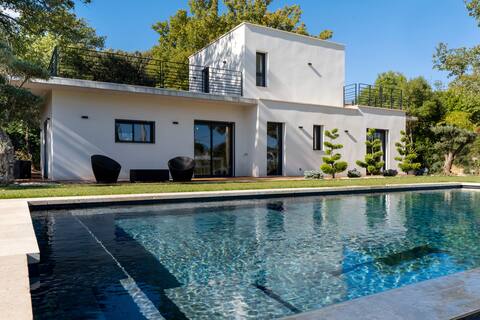 Villa de style californien : évasion en Provence