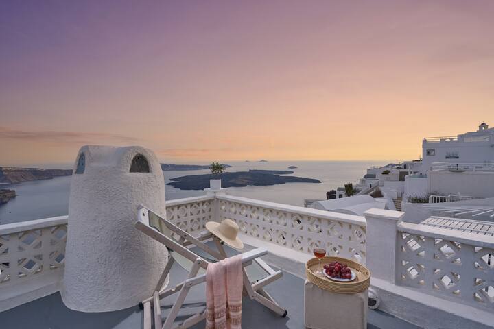 Santorini Mansion Volcano & Sea View up to 17pax gallery image 2