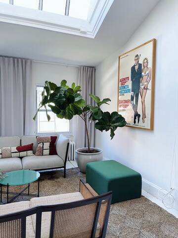 West Village Clubhouse Great for Shoots + Stays gallery image 3