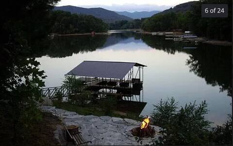 Entire 2 Story Lakefront Home with huge Dock!