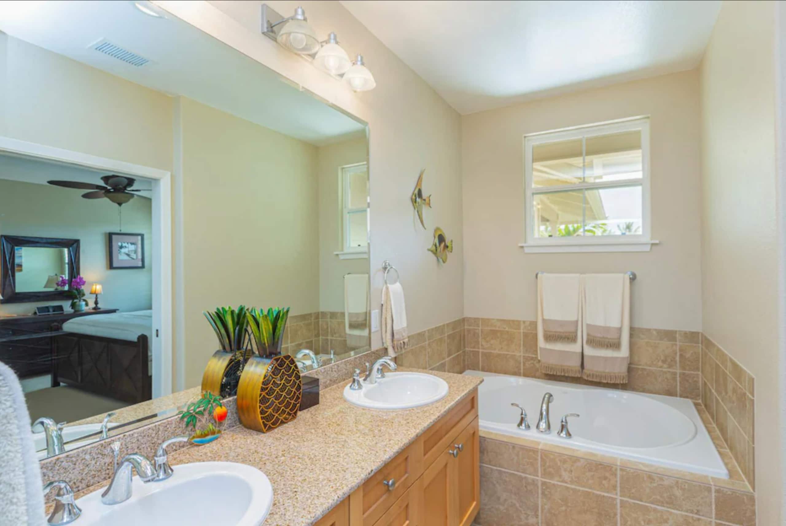 Home in Princeville · ★4.92 · 2 bedrooms · 2 beds · 2.5 baths - Image 21