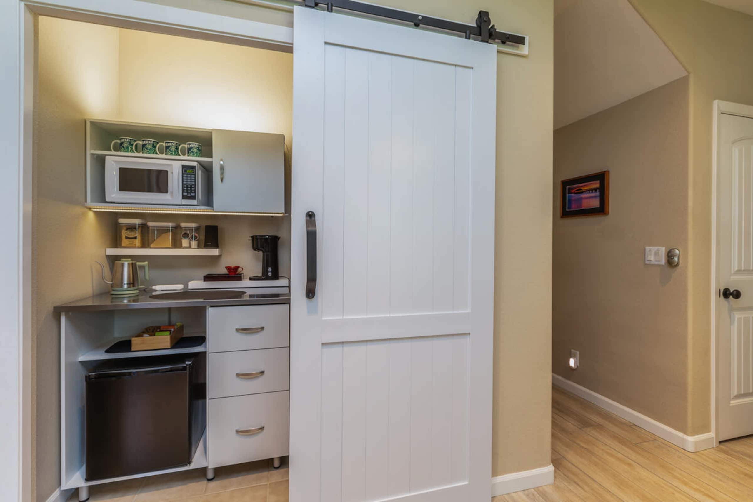 Home in Princeville · ★4.92 · 2 bedrooms · 2 beds · 2.5 baths - Image 16