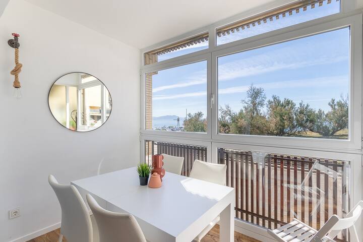 PRIMERA LÍNEA DE PLAYA & CLUB by ALOHA Bilbao