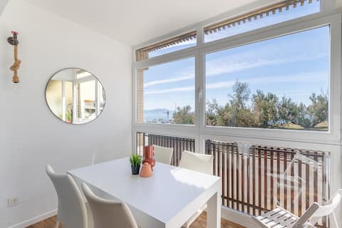 BEACH FRONT & CLUB by ALOHA Bilbao
