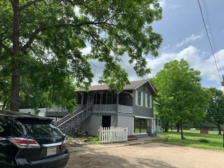 Corsicana Vacation Rentals & Homes Texas, United States Airbnb