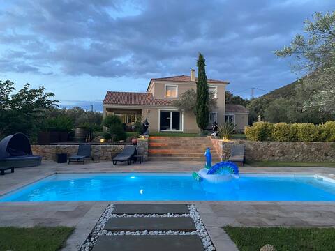 Very beautiful villa swimming pool jacuzzi large property.
