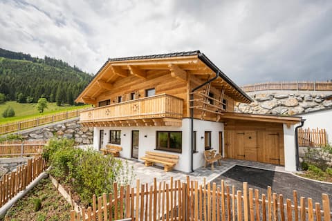 Almdorf Auszeit Fageralm - Luxury Chalet #3 - 4-12P