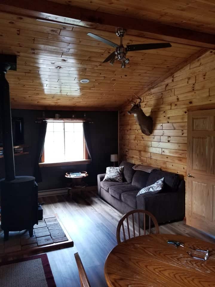 Custom Made Cabin
Lilmunhall - Pennsylvania