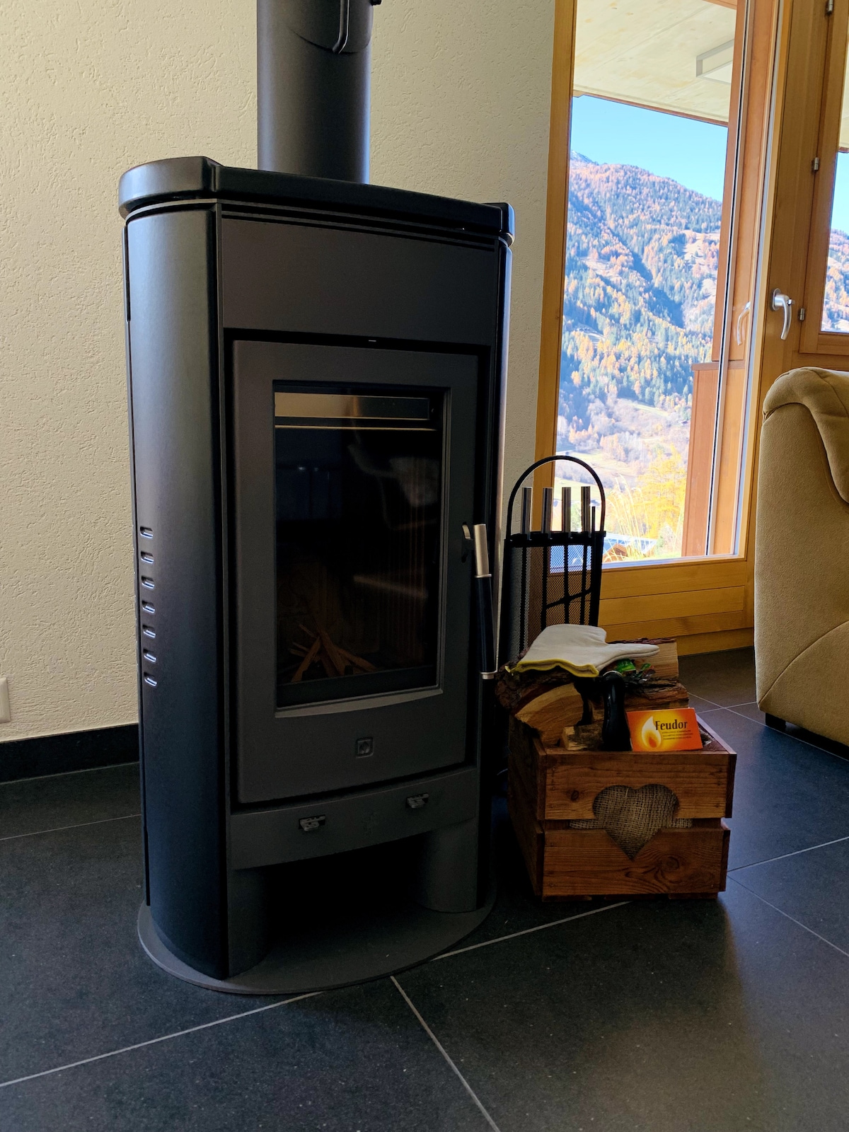 Popular Airbnb listing: Les Morands: charming apartment with terrace in Anniviers